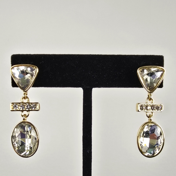 Elegant Gold Dangle Earrings with Clear Stones - Picture 1 of 3